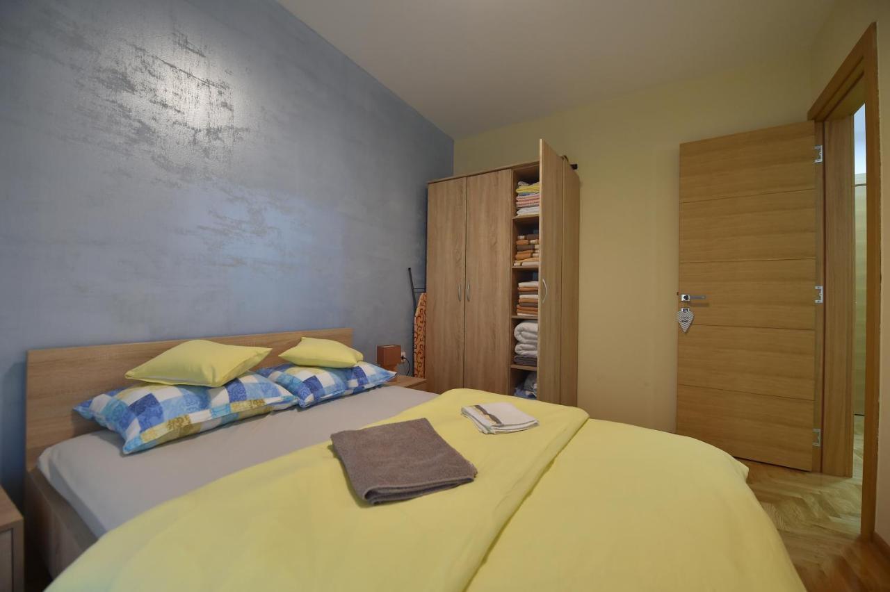 Apartment Sinisa With Garage Novi Sad Dış mekan fotoğraf