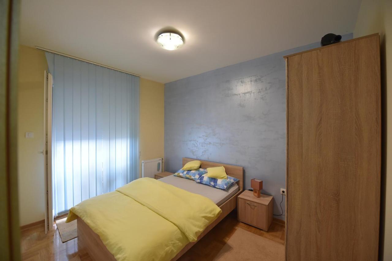 Apartment Sinisa With Garage Novi Sad Dış mekan fotoğraf